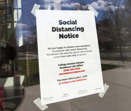 Social Distancing notice at Rutgers Academic Building, Rutgers University–New Brunswick