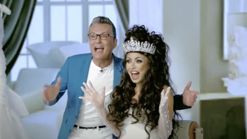LIVE host Kelly Ripa as Real Housewives star Teresa Giudice in last year’s Halloween special