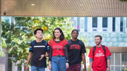 Max Morency (RBS ’22), Sarah Connely (RBS ’23), Michael Chyr (RBS ’23), and Damian Nikezi (RBS ’22) walk on Livingston Campus