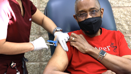 LG_B_Dean Johnson recieving covid vaccine (2).jpg