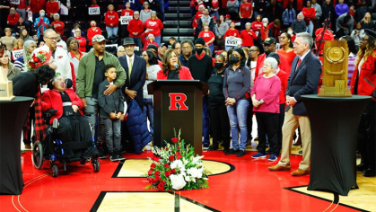 Vivian stringer surrounded by Rutgers community at court dedication
