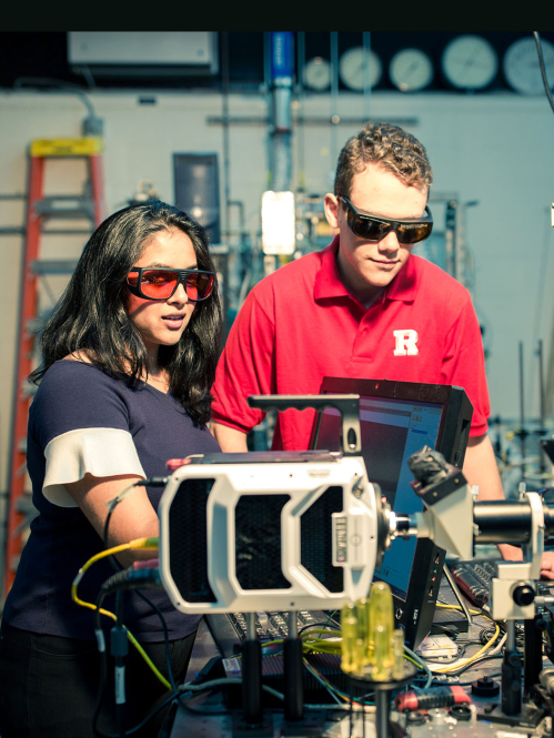 Rutgers students working in an engineering lab