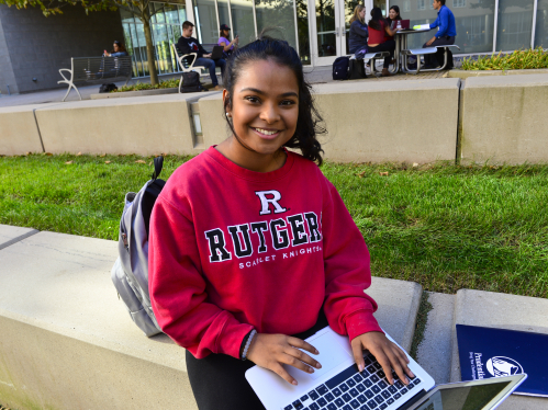 Rutgers student Sanjana Ray ('18) with computer.