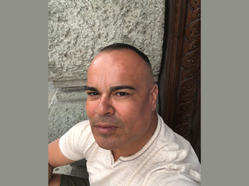 Rigoberto González