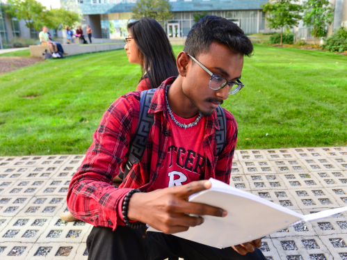 Students on Livingston Campus