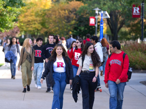 Students walking on the Livingston campus