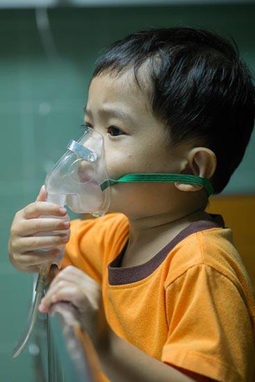Image of asthmatic child