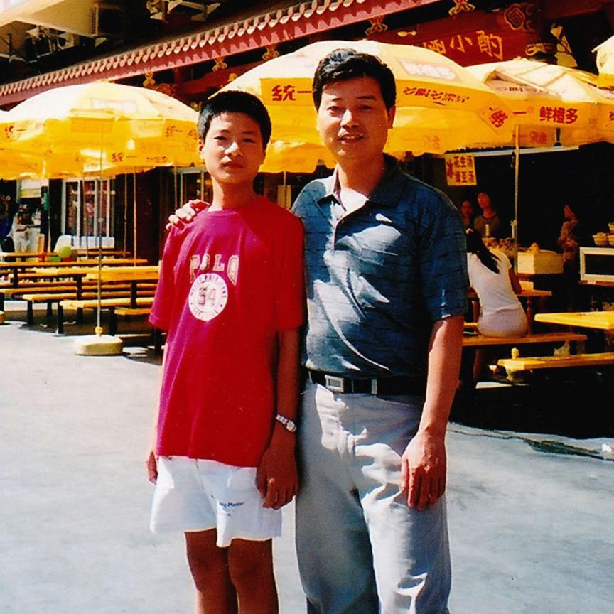 Image of Xianyi Gao and his father in China