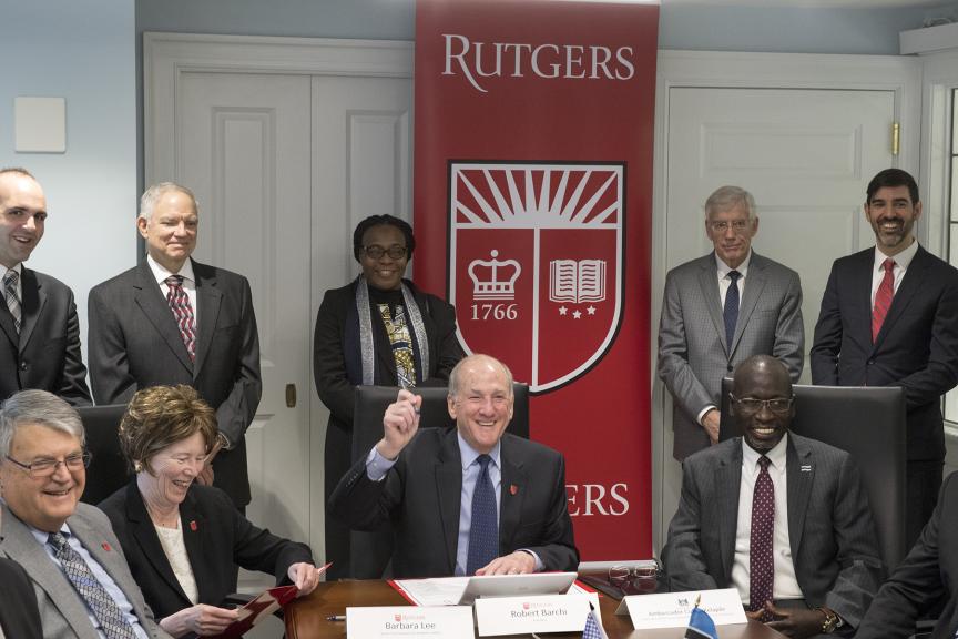 Rutgers Today - President Barchi Signs Botswana Agreement