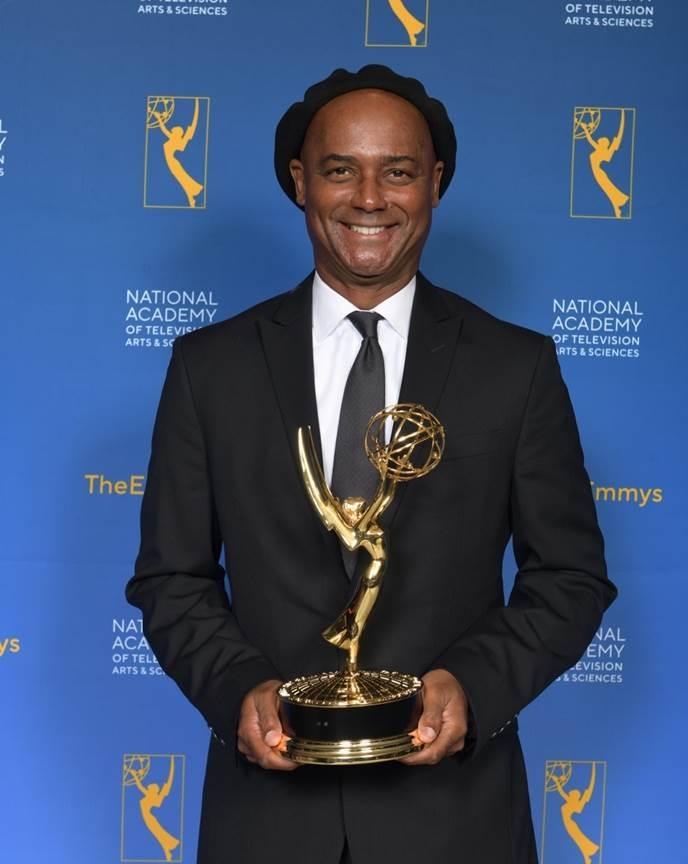 Hébert Peck wins an Emmy