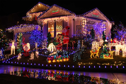 house decorated with a lot o Christmas lights