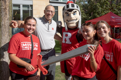 Jonathan Holloway at Move in