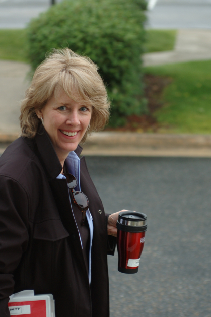 Linda Bassett during a Rutgers Faculty Traveling Seminar tour in 2005.