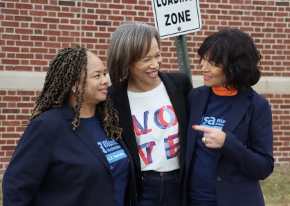 Marla Blunt Carter (right) with her sisters Lisa Blunt Rochester (middle) and Thea Fowler (left)