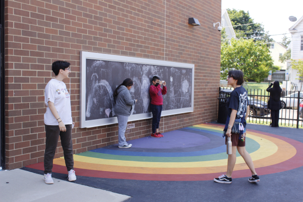 students of the AMARD&V program working on photography