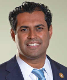 Portrait of Vin Gopal 